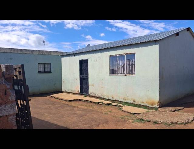 2 BEDROOM HOUSE FOR SALE IN PALM RIDGE